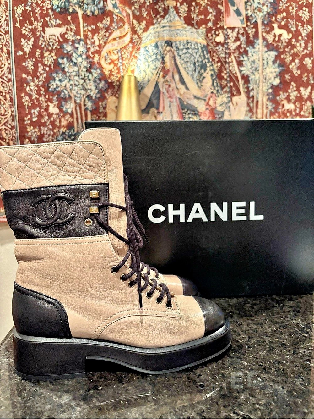 RARE Authentic Chanel Quilted CC Logo Lace-Up Boots Beige & Black EU 37 - Picture 2 of 10